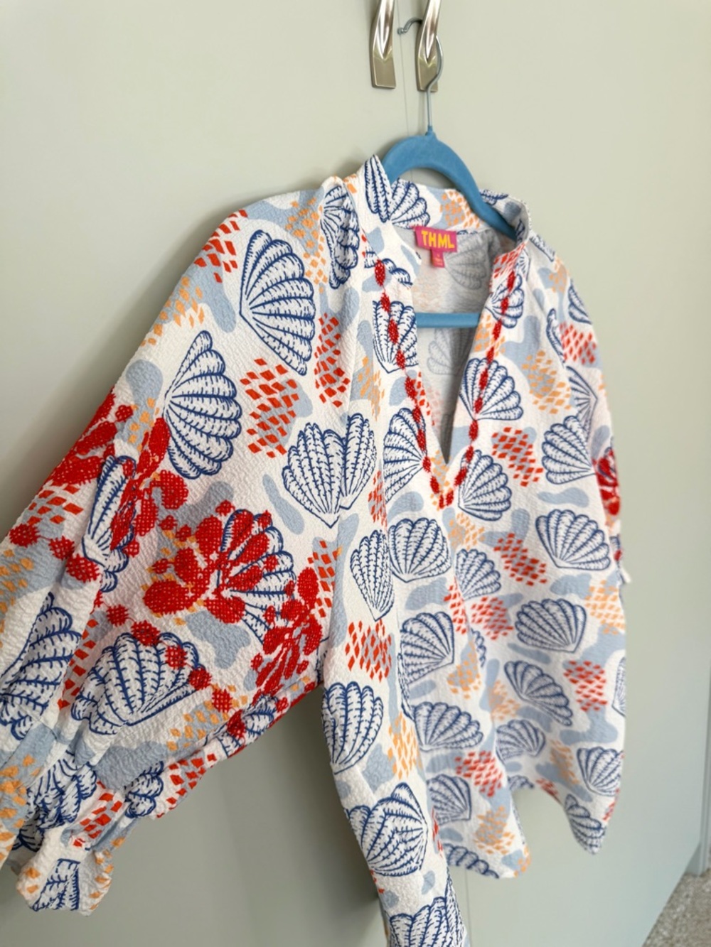 THML She Sell Seashells Embroidered Puff Sleeve Top Blouse - Picture 3 of 6